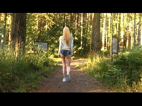 ❤️ Ilus naine liigub aeglaselt, mitte alasti video ️❌ Kaunis porno at et.trysex.ru ﹏
